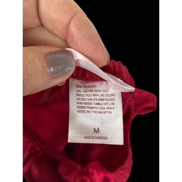 Gilligan & O'Malley Pajama Set PJs Red Satin Top & Pants Womens M Quiet Luxury - Picture 10 of 12